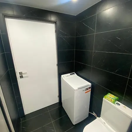 306 * Αλμπουφέιρα